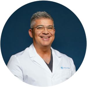 Dr. Agustín Álvarez